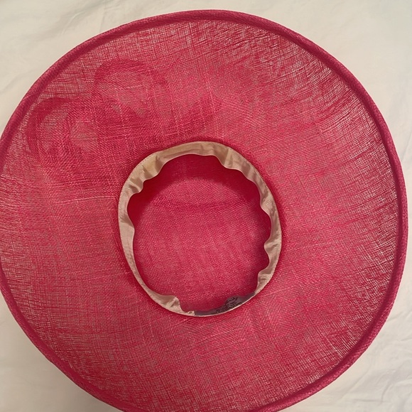 Pink hat - Picture 4 of 7